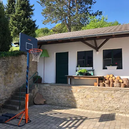 Casa de Férias Exklusives In Lage Mit Pool, Sauna, Terrasse - Der Johannishof Wurtzburgo