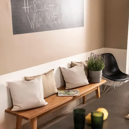 Casa de Férias Exklusives In Lage Mit Pool, Sauna, Terrasse - Der Johannishof Wurtzburgo